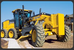 John Deere 672G greyder, bıçak zeminde